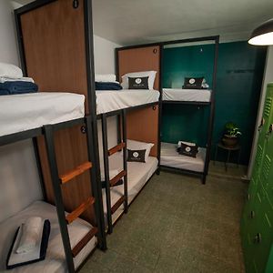 Dormitory Room Mixed