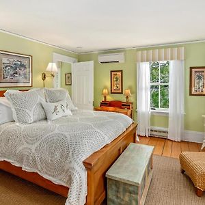 Deluxe Double Room Extra Bed
