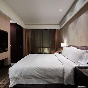 Deluxe  Without Window King Room