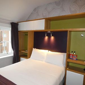 Cozy Double Room