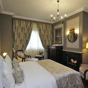 Classic King Room