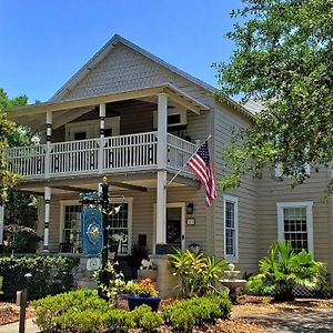 Deluxe King Suite Key West