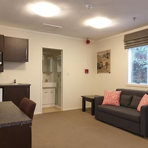 Executive Queen Room