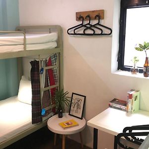 Dormitory Room Mixed