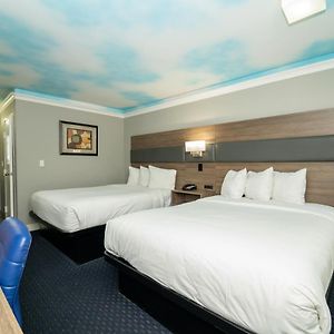 Queen Room