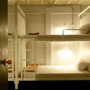 Dormitory Room Mixed