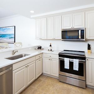 One-Bedroom King Suite