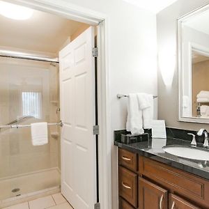 One-Bedroom King Suite