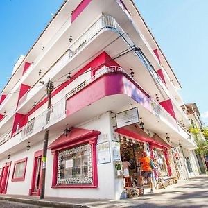 Suites Plaza Del Rio - Family Hotel Malecon Centro