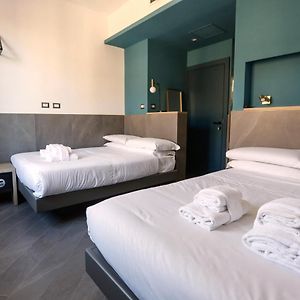 Family Private Bathroom Twin Room