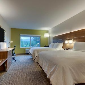 Queen Suite
