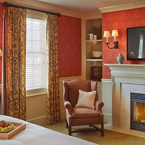 Luxury King Suite