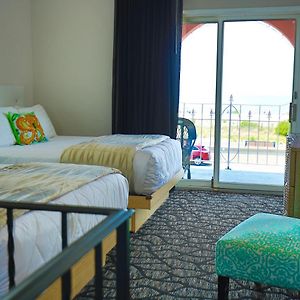 Bi-Level Oceanfront Room
