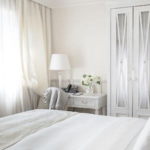 Classic Single Room