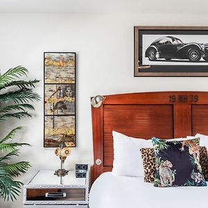 Classic Room 1 Bed Limited View Low Floor