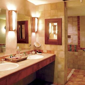 King Room Mobility accessible