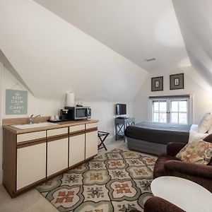 Deluxe Loft
