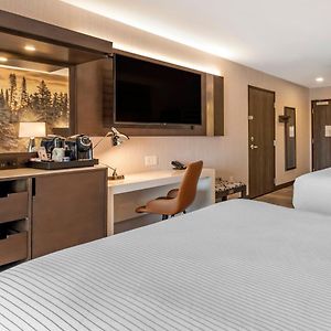 Queen Room Two Queen Beds Accessible or Non-Smoking
