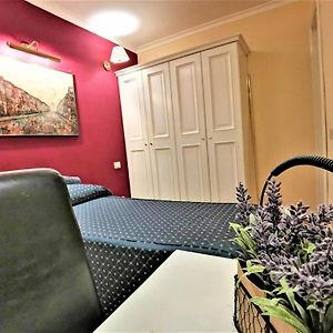 Large Single Room