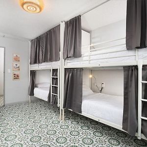 Dormitory Room Mixed