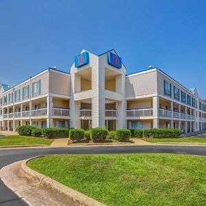 Motel 6-Raleigh, Nc - North