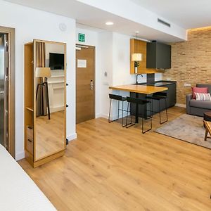 Superior Studio