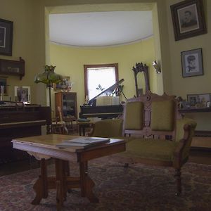 Lehmann House Bed & Breakfast
