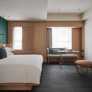 Premium King Room