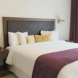 Standard King Room No Resort Fee