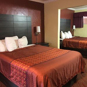 Queen Room Mobility accessible