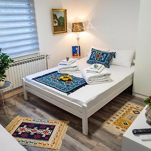 Family Queen Room