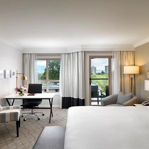 Signature King Room
