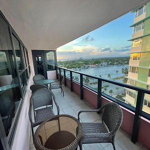 Signature 2 Bedroom Condo 1 King & 2 Queens Balcony