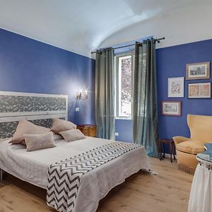 Large King Room