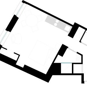 Deluxe King Studio
