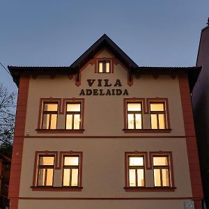 Villa Adelaida