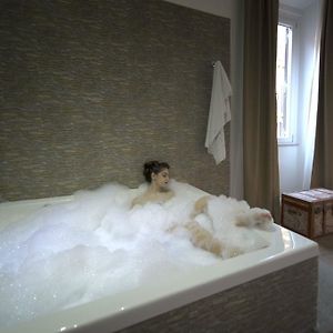 Queen Suite