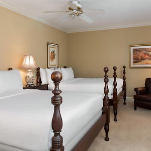 Tradition Queen Room