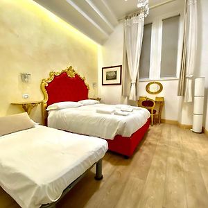 Roma Charming Rooms