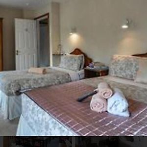 Private Bathroom Triple Room
