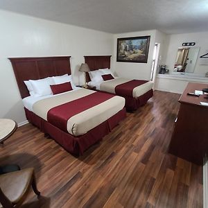 Deluxe Queen Room Two Queen Beds