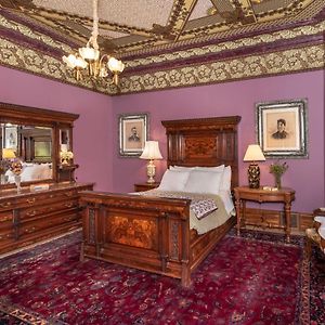 Private Bathroom Queen Room