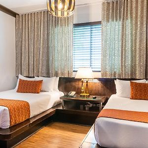 Room Two Double Beds