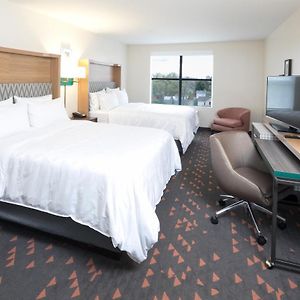 Standard Queen Room Two Queen Beds Communications Accessible