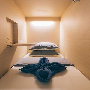 Dormitory Room Mixed