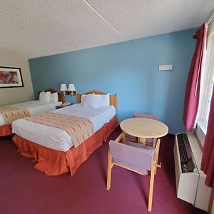 Queen Room Two Queen Beds