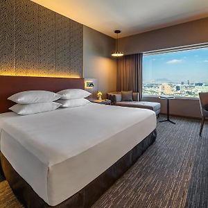 Club Upper Floors King Room