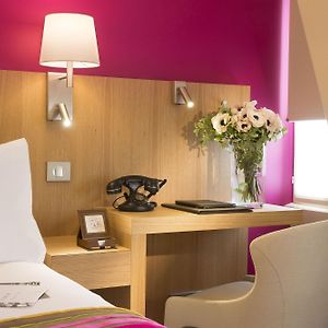 Luxury King Room