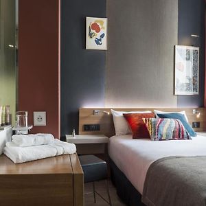 Classic Adjacent Room
