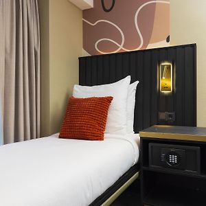 Small Single Room